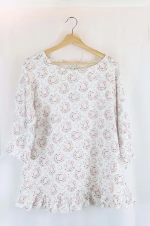 Capture Pink And White Floral Top 14