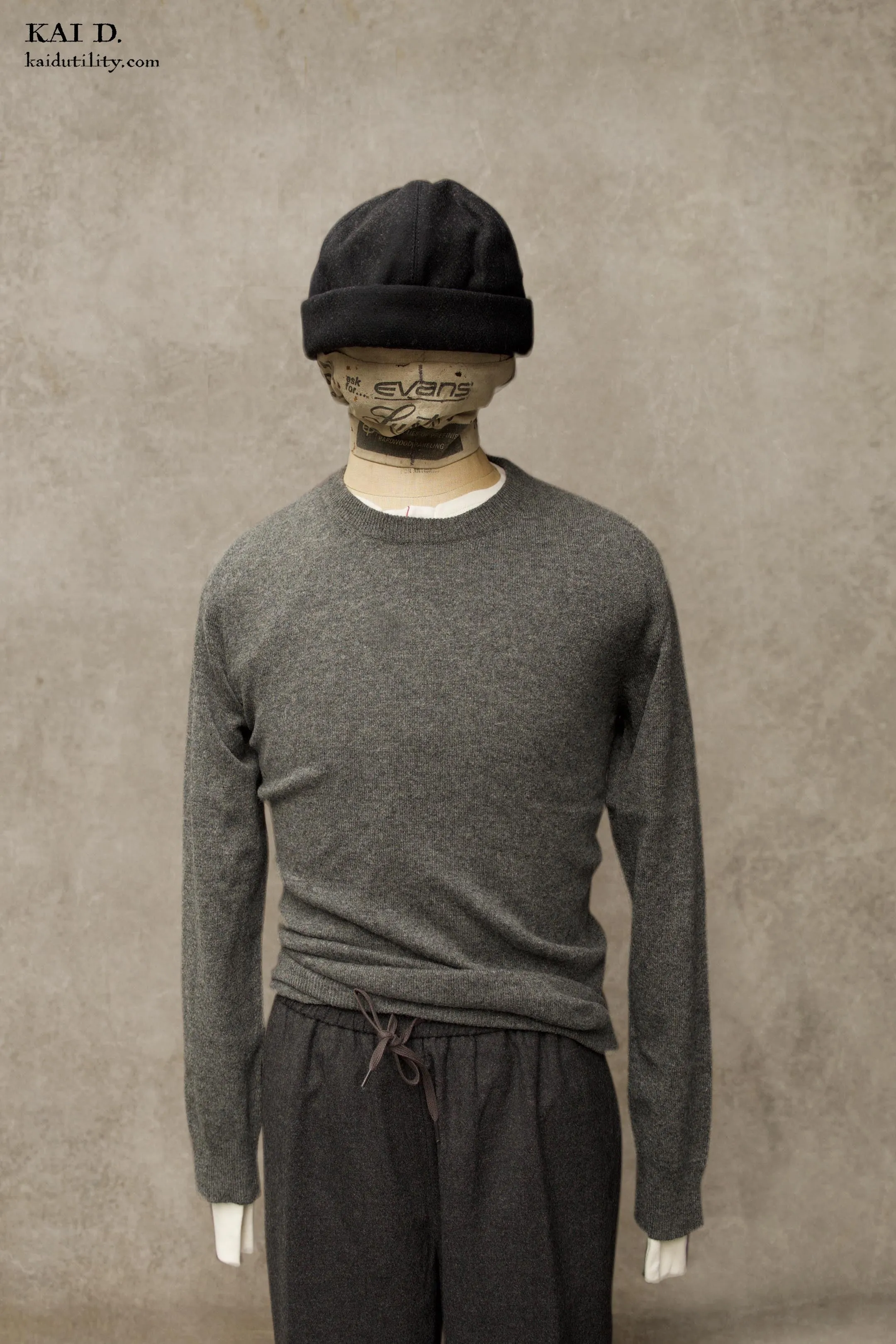 Mongolian Cashmere Sweater - Graphite - S, M, L, XL