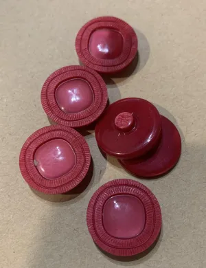 Vintage Round Red Plastic Ribbed Shank Buttons -6x 19mm